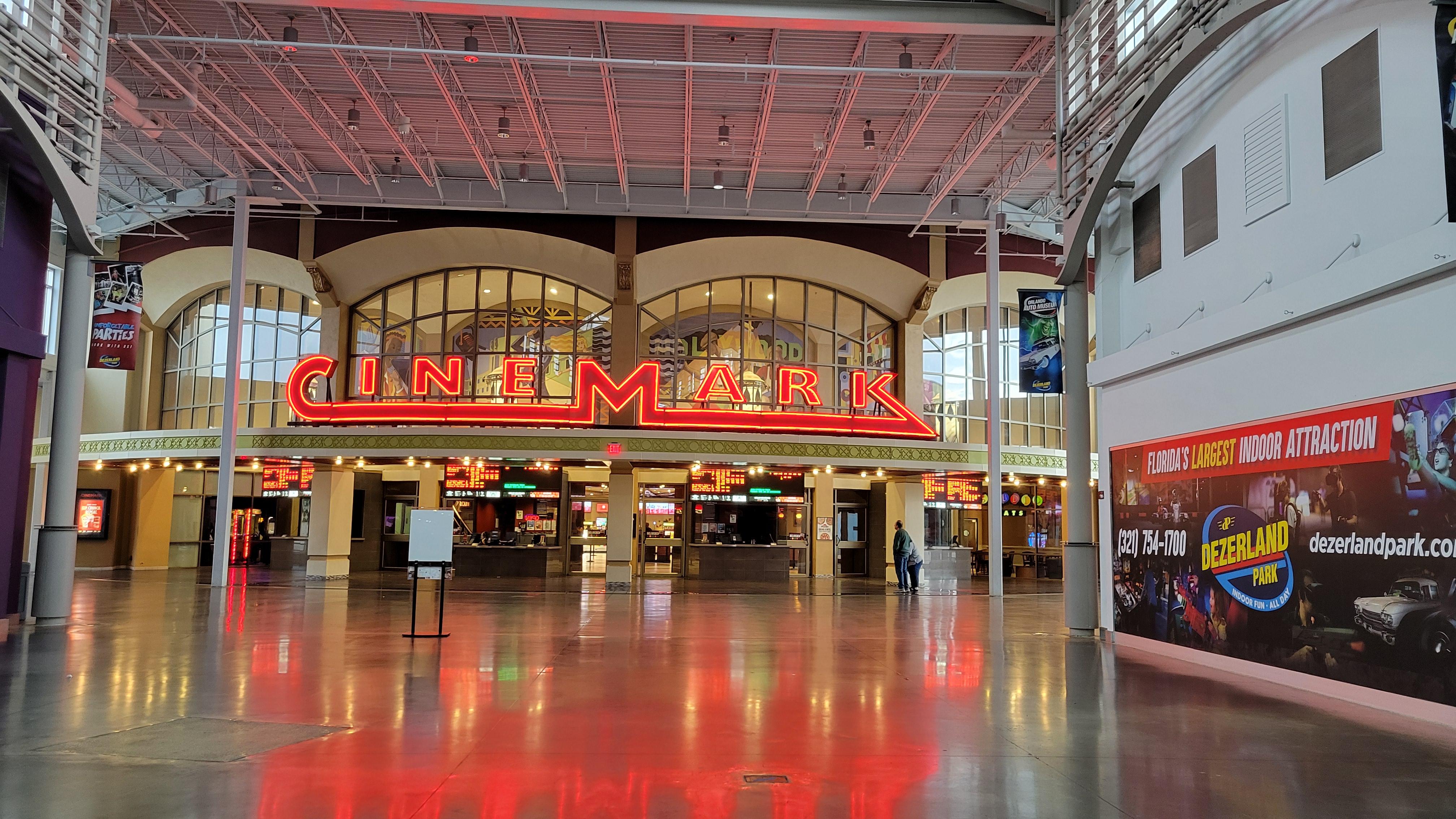 Cinemark Artegon Marketplace
